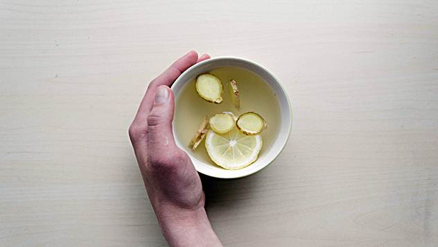 Čaj od đumbira može biti veoma lekovit - © Pixabay