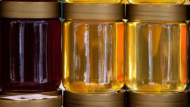 Med u ishrani dece - © Pixabay