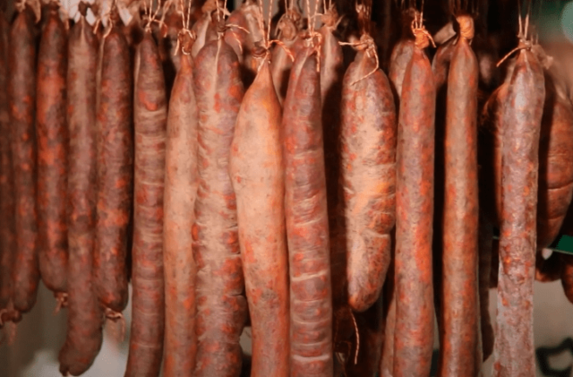 suhomesnati-proizvodi-karol-horvat