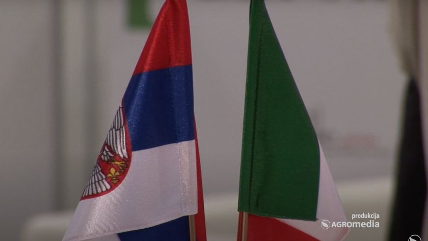 Novosadski sajam 2023. Italija i Srbija zastave