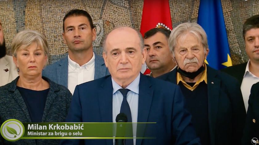 "Dok je sela i seljaka, Srbija će biti jaka!" © AGROmedia krkobabić