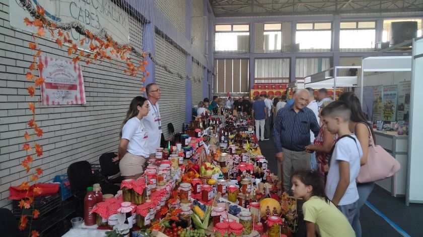 Sajam šljiva u Osečini © AGROmedia/Dejan Davidović Sajam šljiva