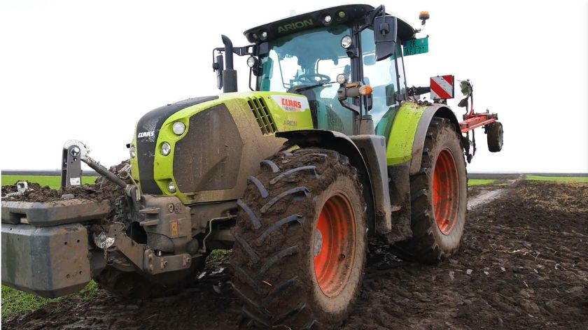 CLAAS Arion 630