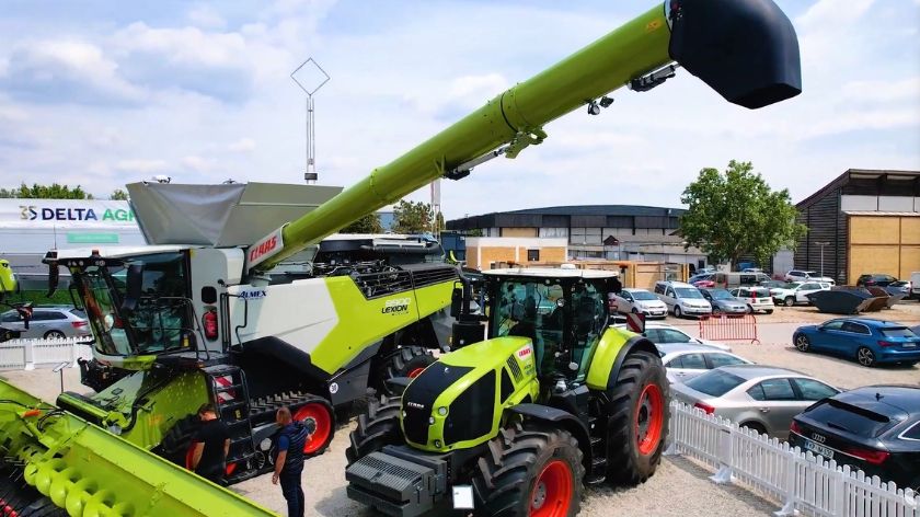 CLAAS Lexion 8900