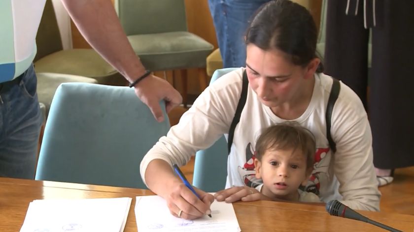 Mladi biraju selo zbog porodice i poljoprivrede © AGROmedia/Youtube screenshot Kuće na selu